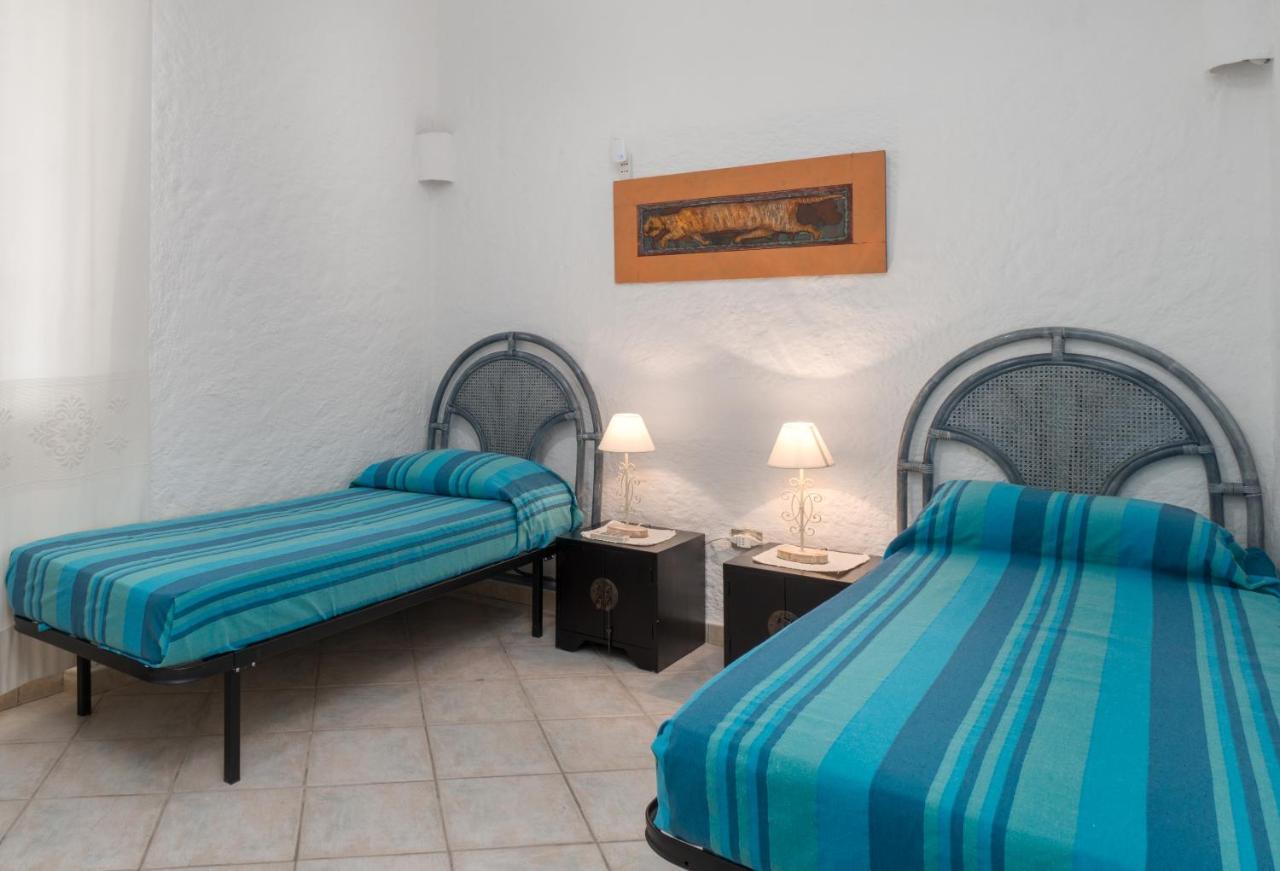 Sardinia Family Villas - Cannigione Beach Apartments Extérieur photo